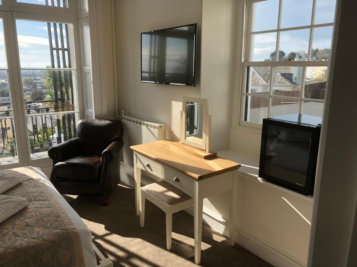 Almorah Hotel Saint Helier Eksteriør billede