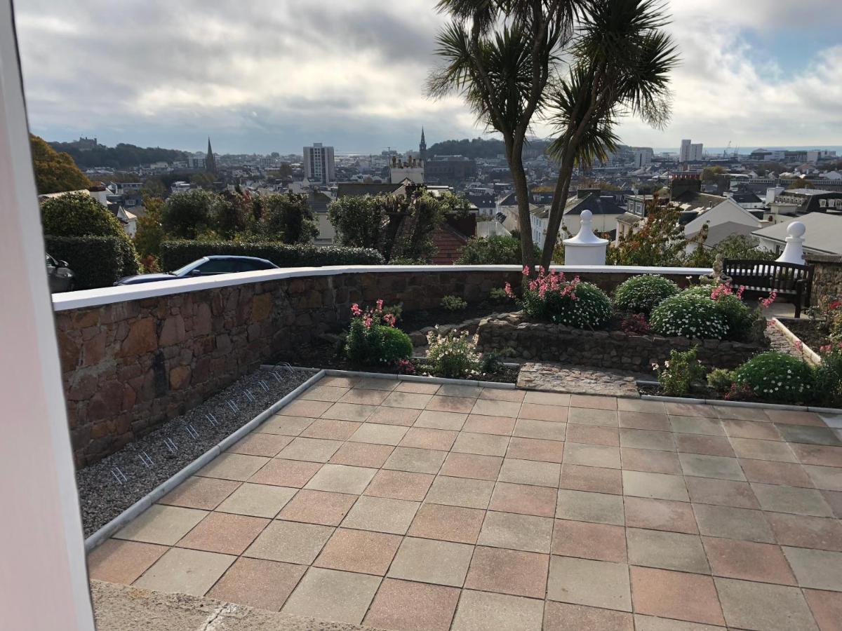 Almorah Hotel Saint Helier Eksteriør billede